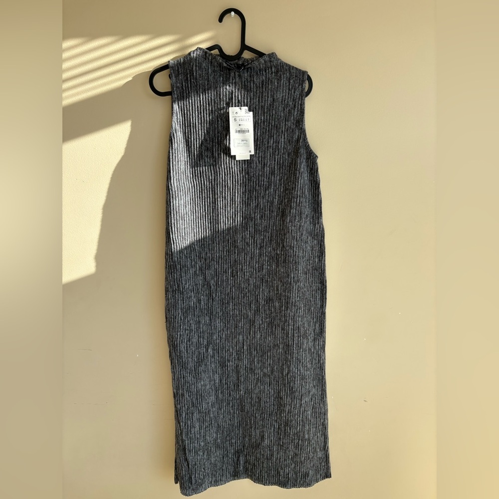 ZARA Sleeveless Rib Knit Midi Dress - NWT